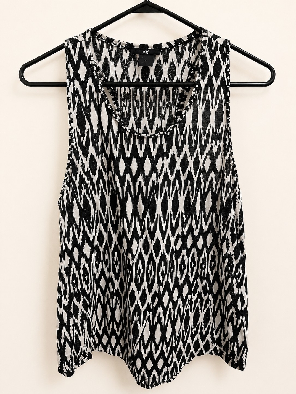 H&M Black & White Aztec-Print Sleeveless Top